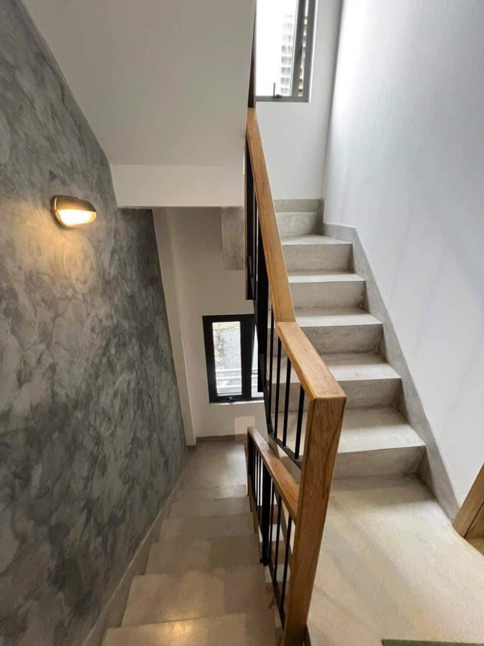Zvillage Ncc - Modern Townhouse In District 1 Thành Pho Ho Chí Minh Esterno foto