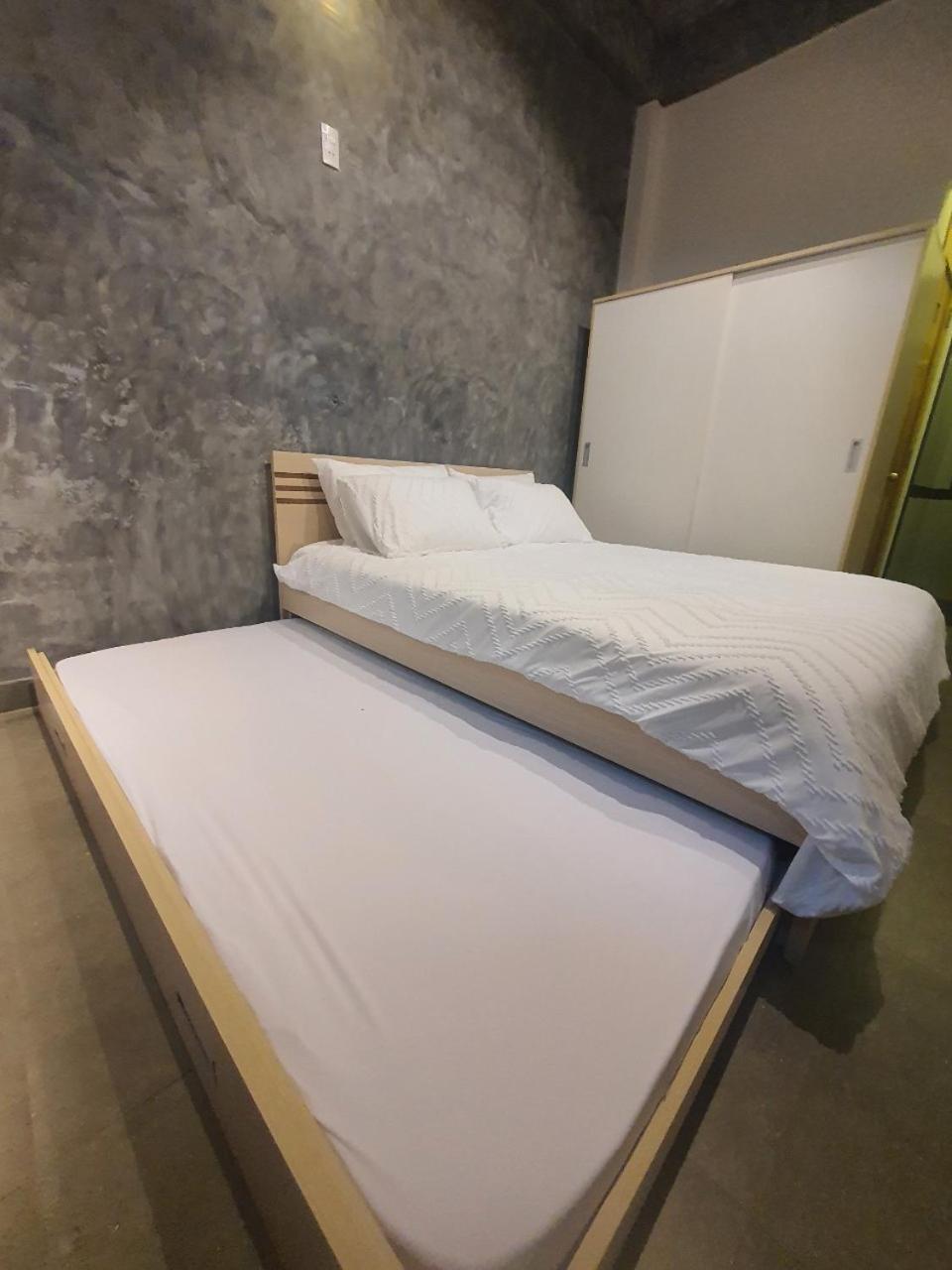 Zvillage Ncc - Modern Townhouse In District 1 Thành Pho Ho Chí Minh Esterno foto